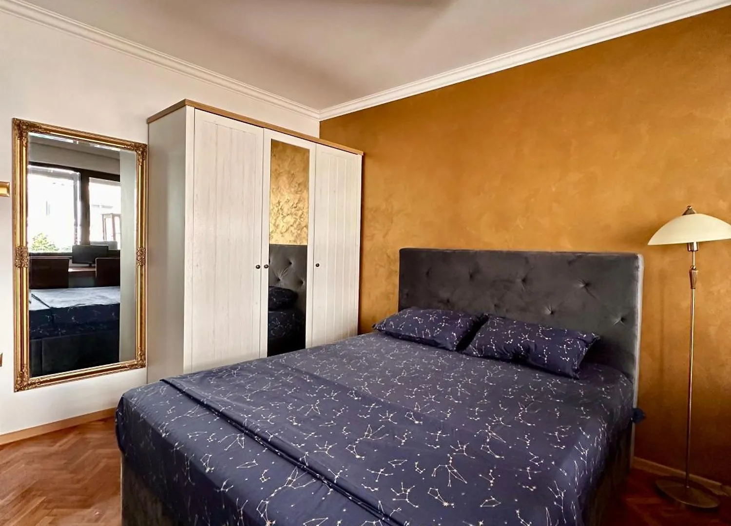 Luxury 2-Bedroom Condo - In The Centre Burgaz 0*,