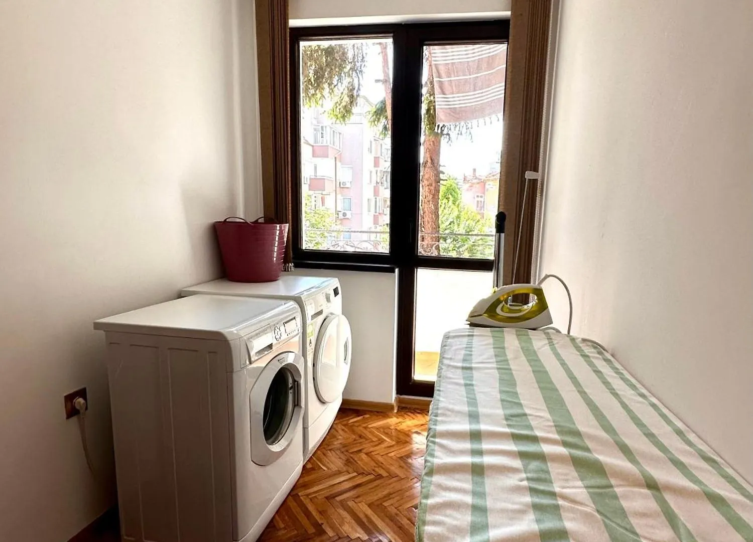 Luxury 2-Bedroom Condo - In The Centre Burgaz